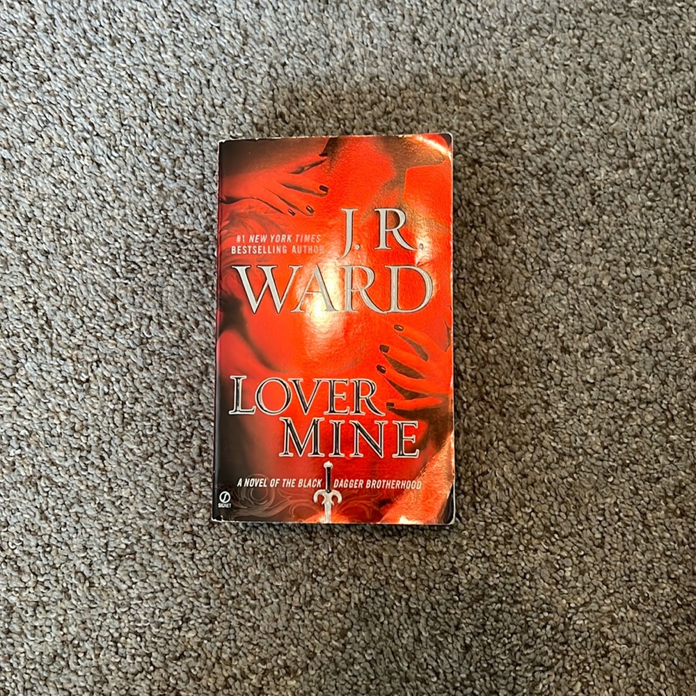 J.R. Ward: Lover Mine. Black Dagger Brotherhood series.